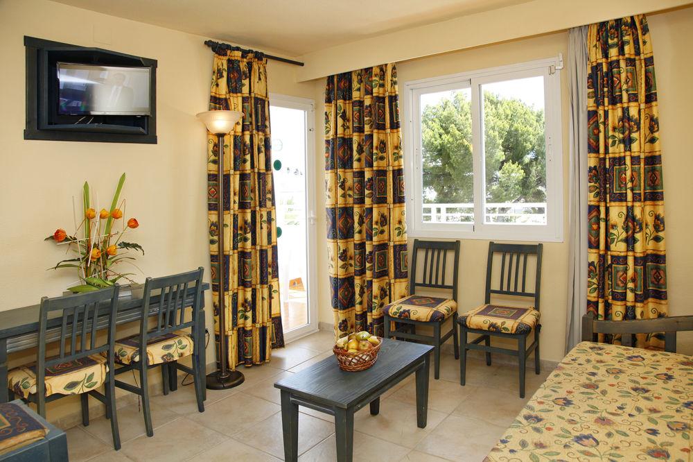 Aluasun Continental Park Hotel & Apartments Playa de Muro  Ngoại thất bức ảnh