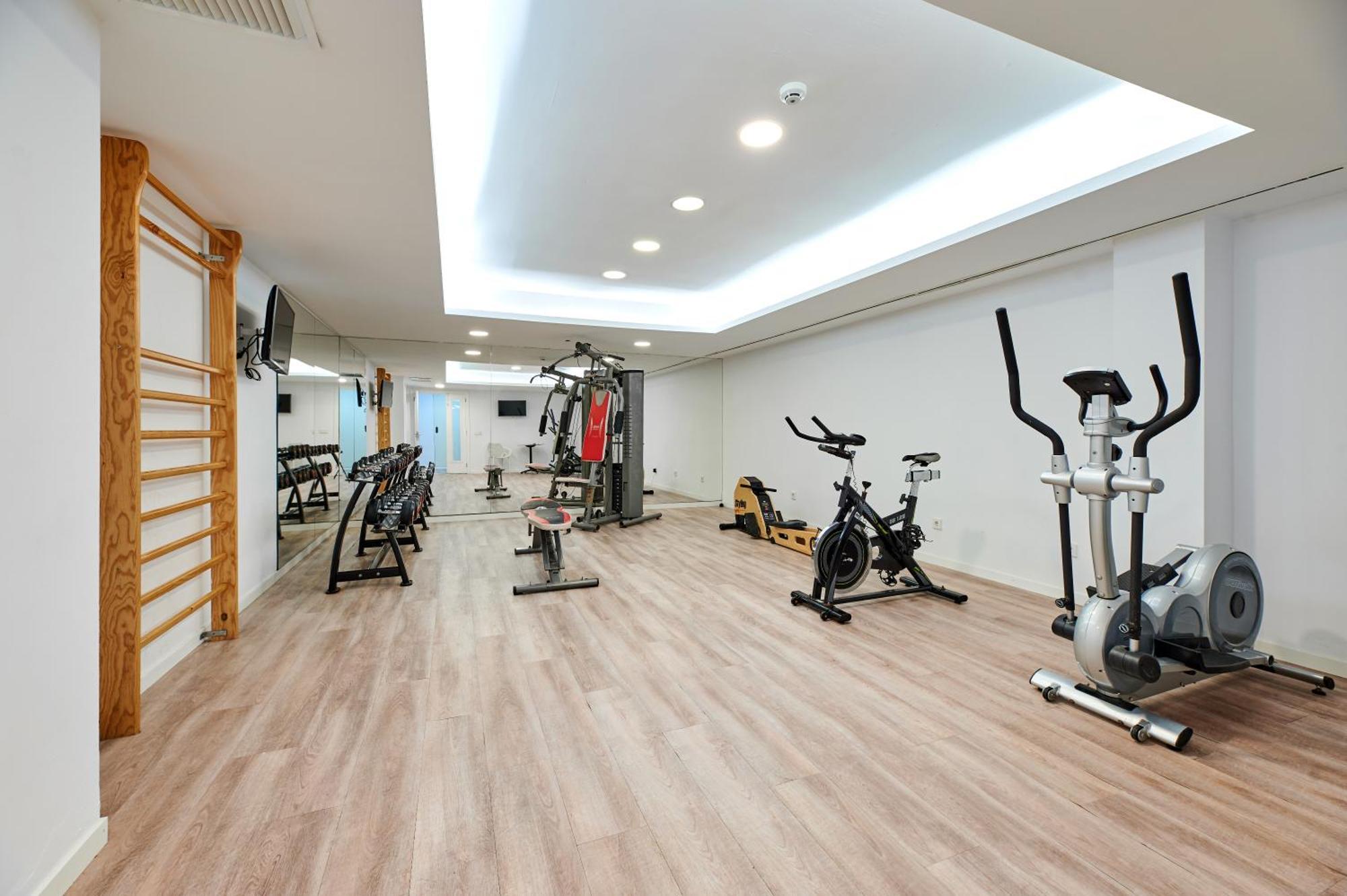 Aluasun Continental Park Hotel & Apartments Playa de Muro  Ngoại thất bức ảnh
