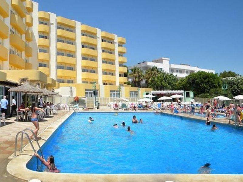 Aluasun Continental Park Hotel & Apartments Playa de Muro  Ngoại thất bức ảnh